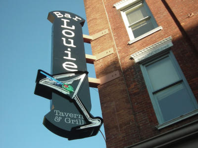 Blade sign for Bar Louie Tavern & Grill in Lyndhurst