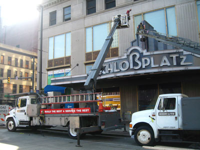 Installation of a temporary sign for a 